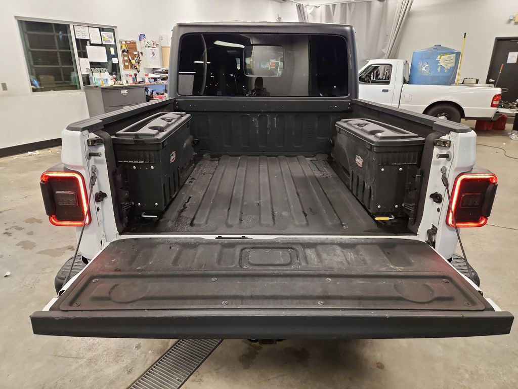 Used 2022 Jeep Gladiator Rubicon w/ Trailer Tow Package image 32