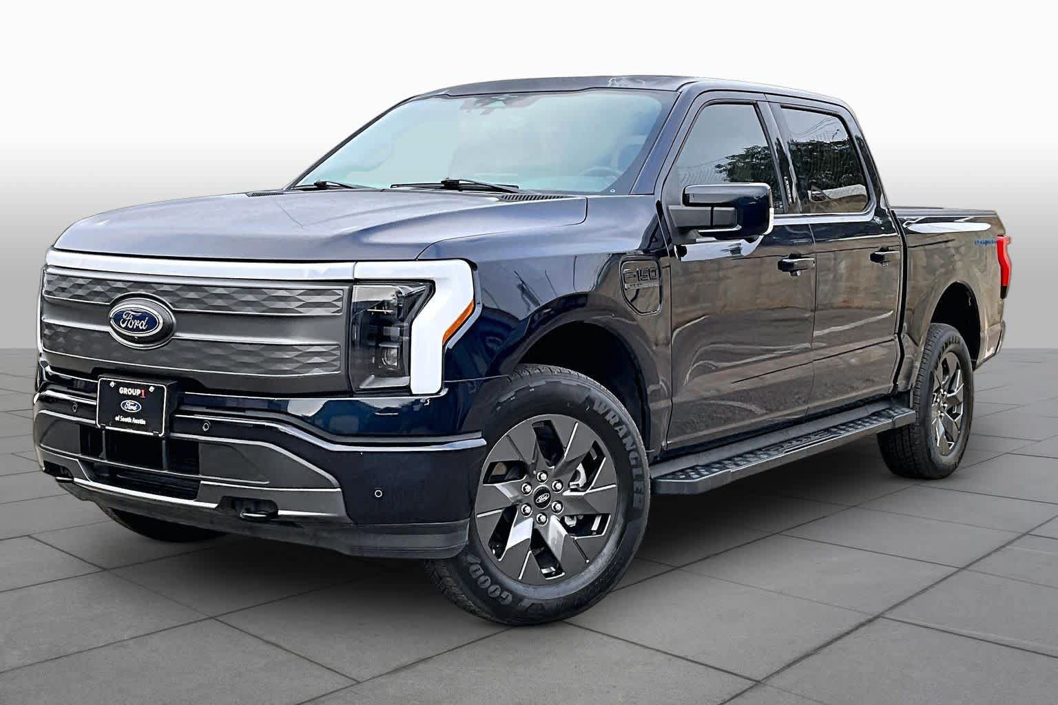Certified 2023 Ford F150 Lightning Lariat AWD/4WD image 34