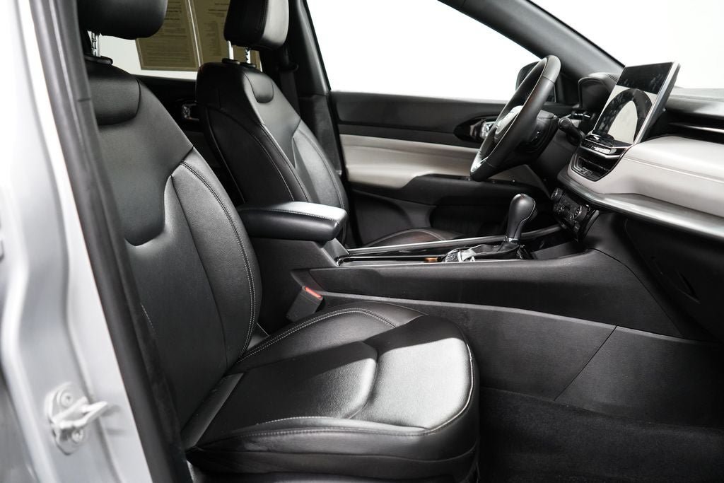 Used 2025 Jeep Compass Limited AWD/4WD image 22