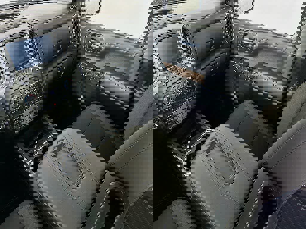 Used 2020 GMC Sierra 1500 Elevation image 14