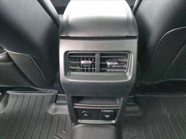 Certified 2024 Ford Edge SEL w/ Convenience Package AWD/4WD image 14