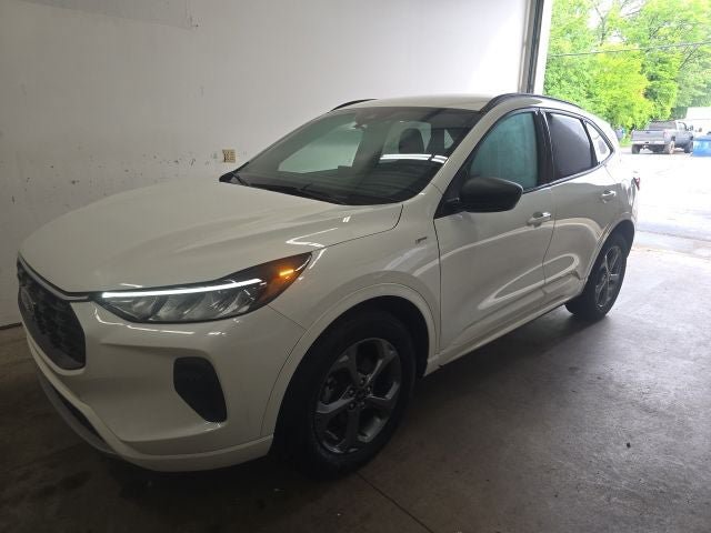 Certified 2023 Ford Escape ST-Line w/ Tech Pack #1 AWD/4WD image 28