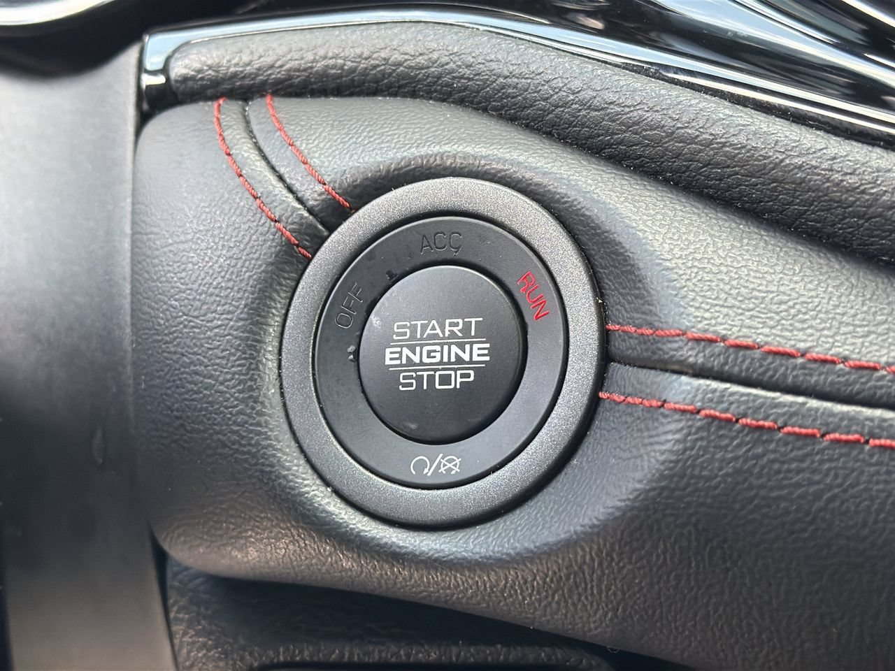 Used 2024 Dodge Durango GT RWD image 33