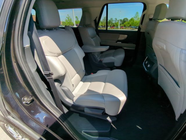 Certified 2025 Ford Expedition Active RWD image 35