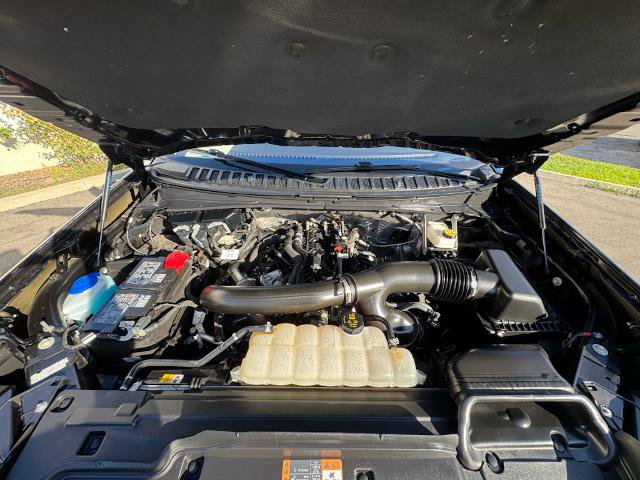 Certified 2025 Ford Expedition Active AWD/4WD image 33