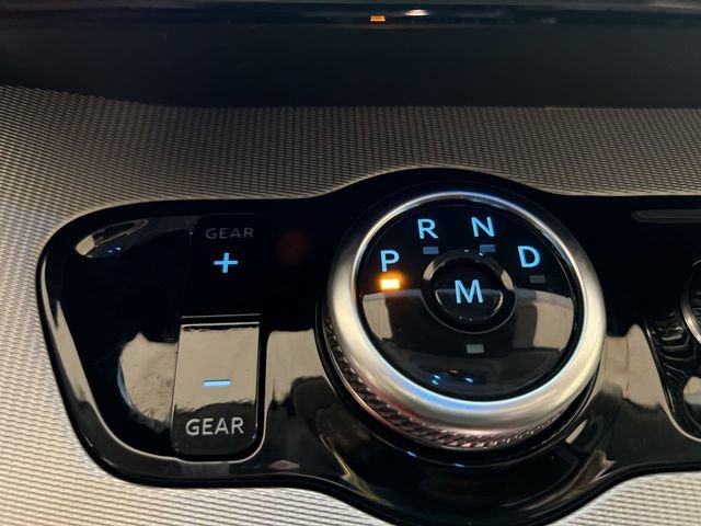 Certified 2025 Ford Expedition Active AWD/4WD image 15