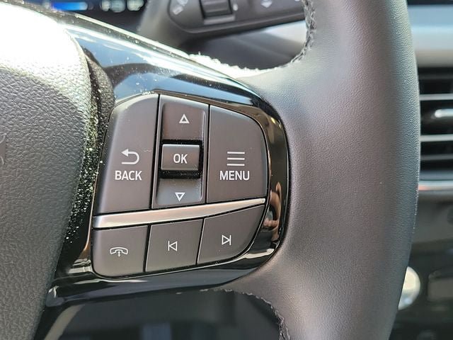 Certified 2025 Ford Escape Platinum AWD/4WD image 12