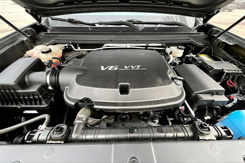 Used 2022 GMC Canyon Denali image 12