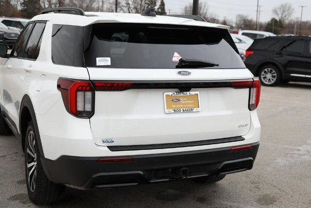 Certified 2025 Ford Explorer ST-Line image 7