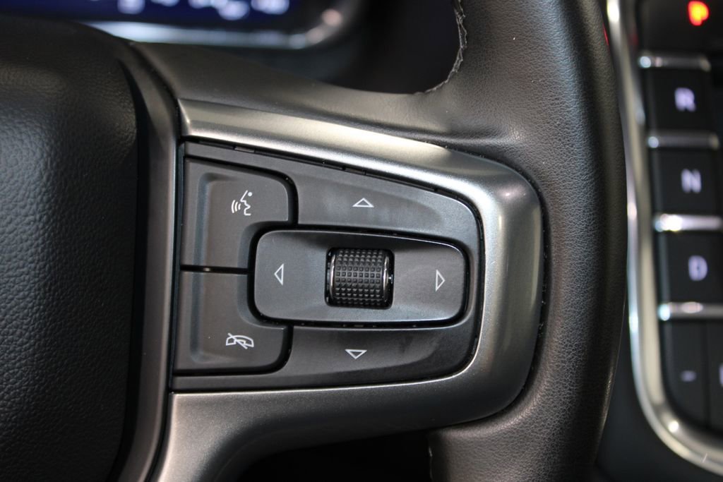 Used 2023 Chevrolet Suburban Z71 w/ Luxury Package image 42