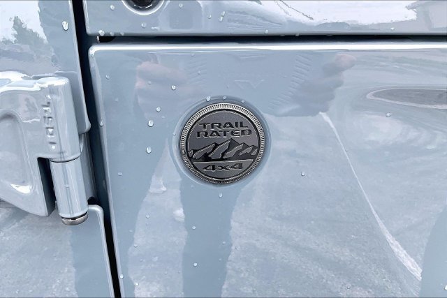 Used 2024 Jeep Wrangler Unlimited Sport AWD/4WD image 24
