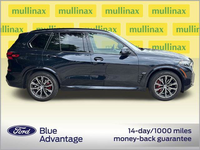 Used 2024 BMW X5 xDrive40i w/ M Sport Package AWD/4WD image 2