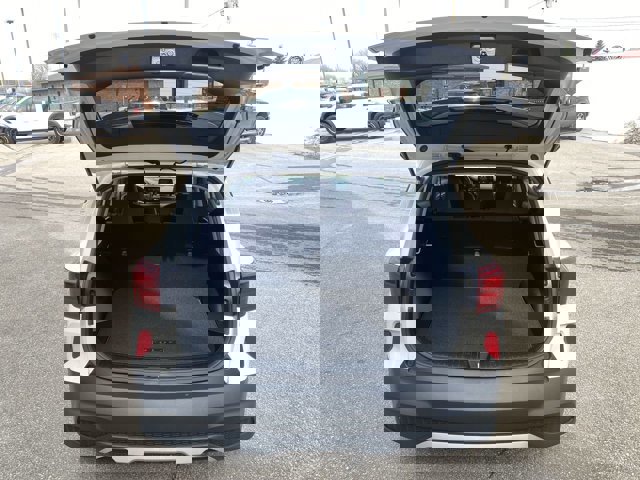 Used 2023 Kia Seltos LX image 19