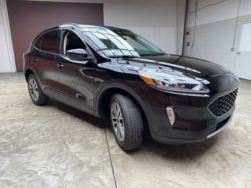 Certified 2022 Ford Escape SEL image 5