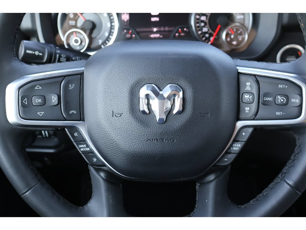 Used 2025 RAM 1500 Big Horn AWD/4WD image 31
