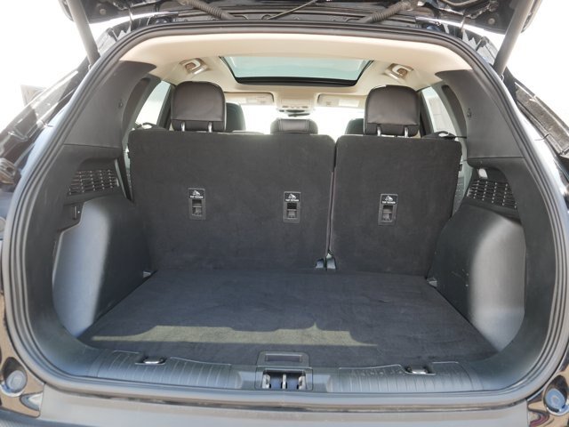 Certified 2020 Ford Escape Titanium AWD/4WD image 17
