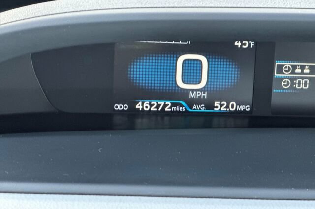 Used 2022 Toyota Prius LE image 22