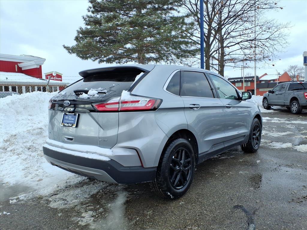 Certified 2024 Ford Edge SEL w/ Convenience Package image 3
