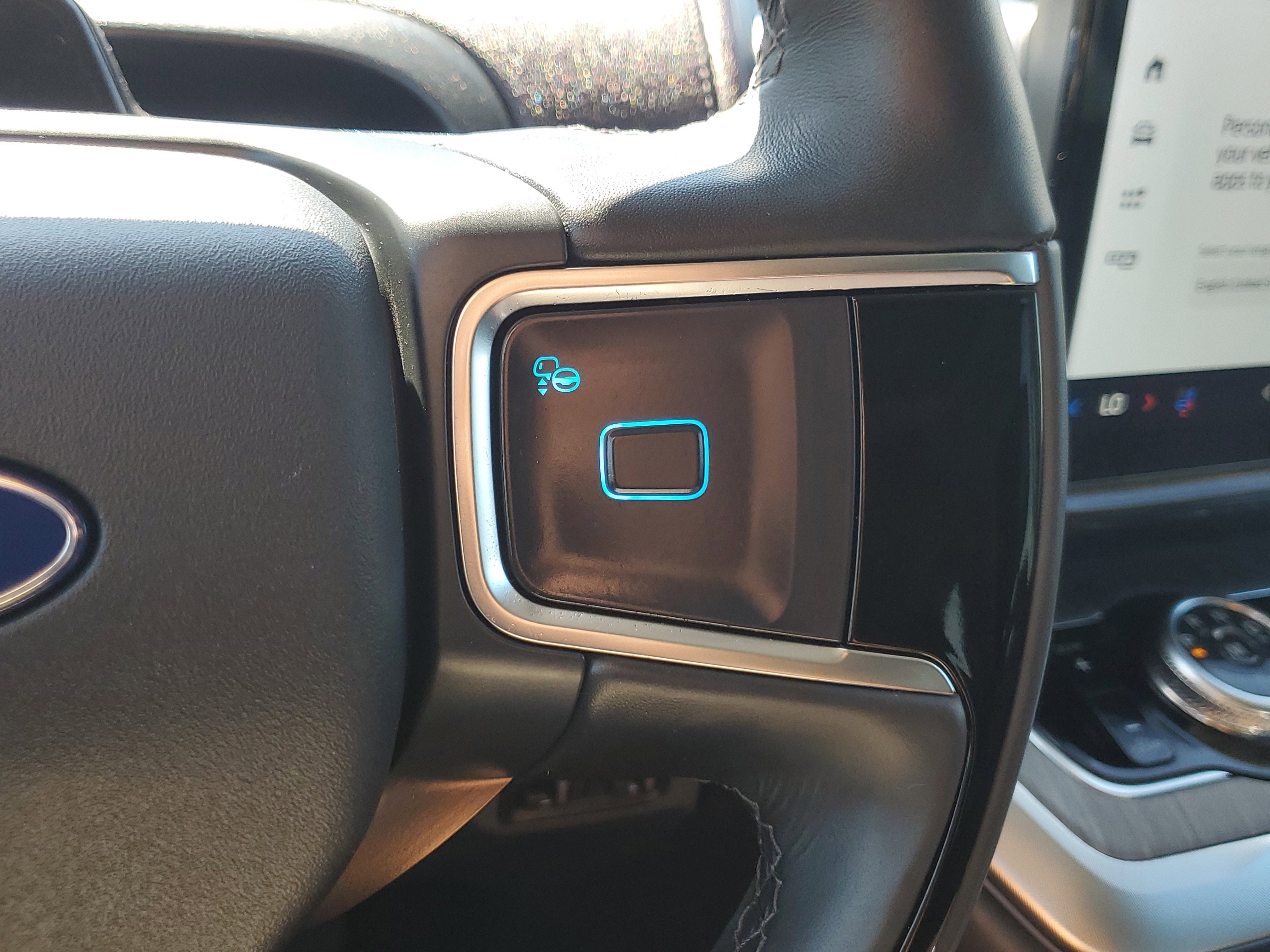 Certified 2025 Ford Expedition Platinum w/ Platinum Ultimate Package image 25