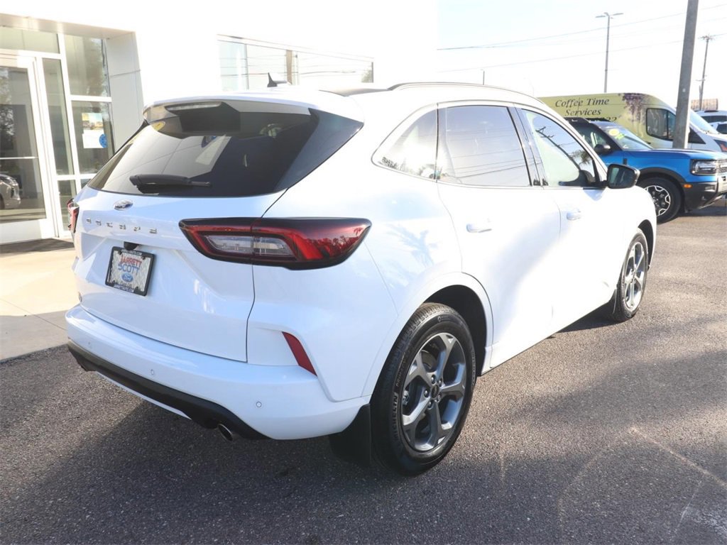 Certified 2023 Ford Escape ST-Line w/ Tech Pack #1 image 5