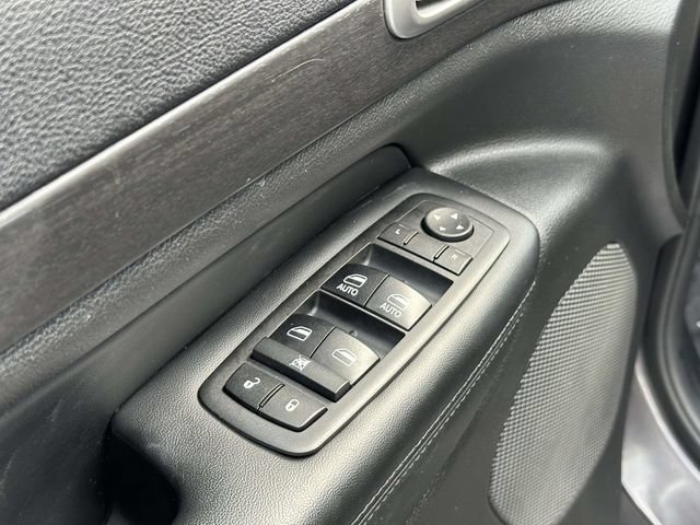Used 2017 Jeep Grand Cherokee Altitude AWD/4WD image 20