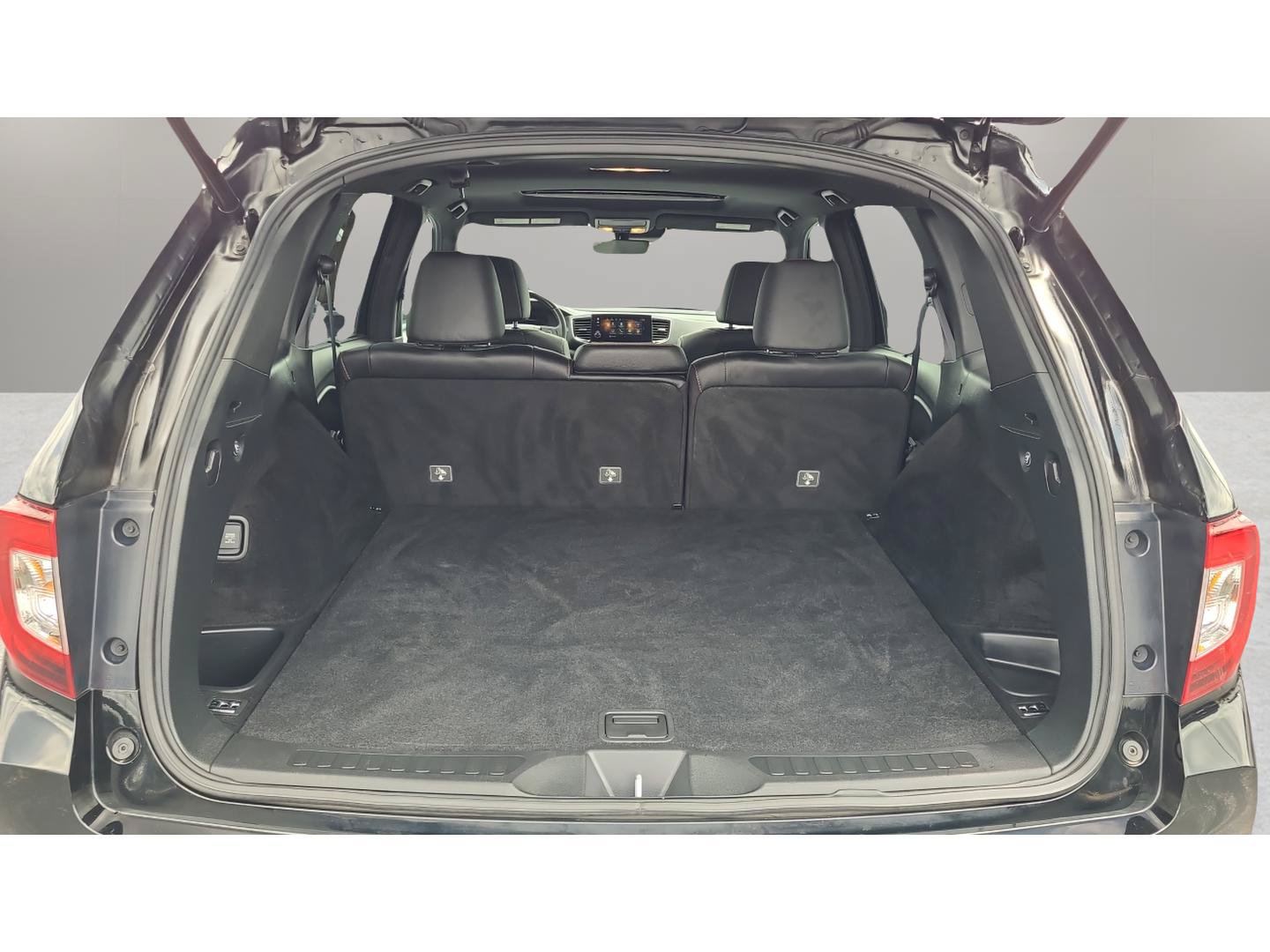 Used 2022 Honda Passport TrailSport image 37