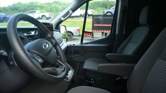 Certified 2025 Ford Transit 350 148 High Roof Extended AWD w/ Interior Upgrade Package image 15