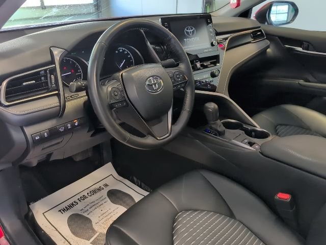 Used 2024 Toyota Camry SE AWD/4WD image 12