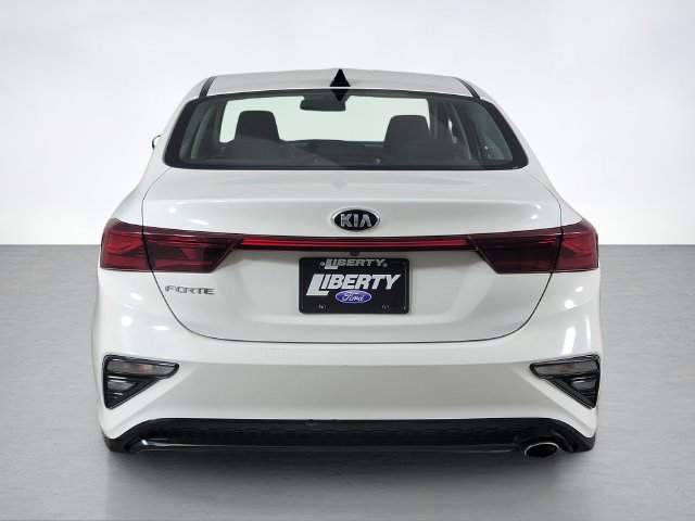Used 2021 Kia Forte LXS FWD image 4