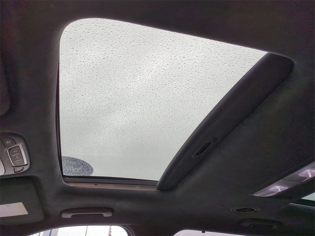 Used 2022 Kia Telluride SX w/ SX Prestige Package image 20