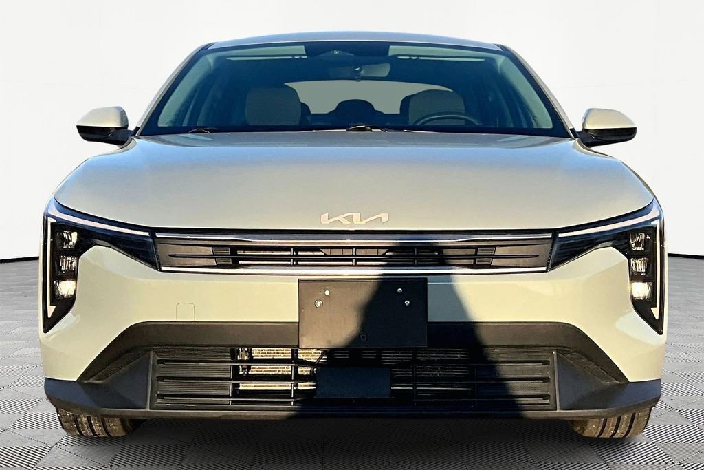 Used 2025 Kia K4 LXS image 5