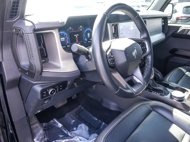 Certified 2025 Ford Bronco Outer Banks w/ Sasquatch Package AWD/4WD image 14