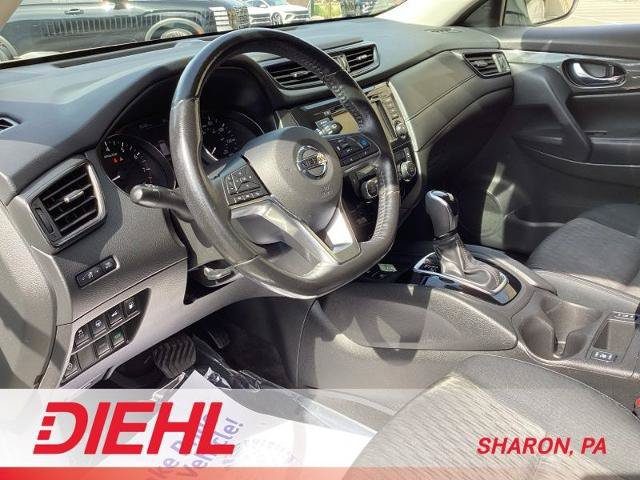 Used 2019 Nissan Rogue SV w/ Premium Package FWD image 33
