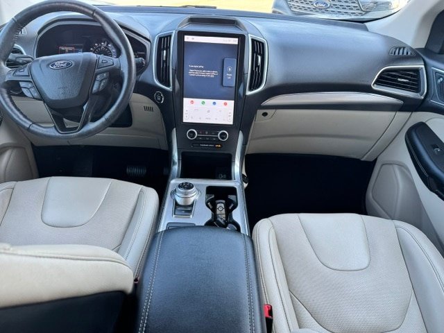 Certified 2022 Ford Edge Titanium w/ Equipment Group 301A AWD/4WD image 32