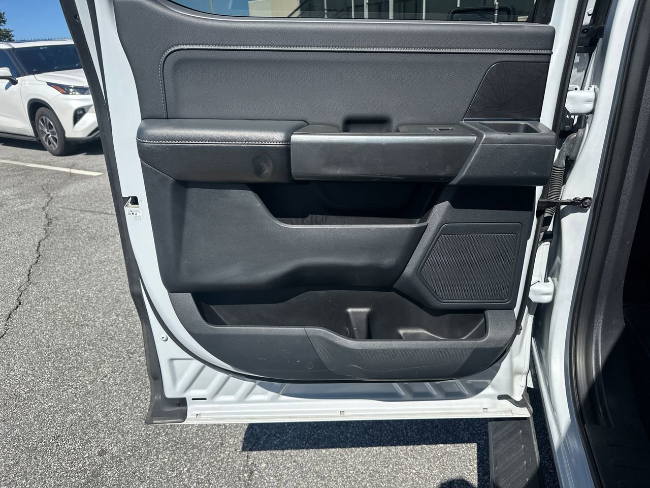 Certified 2022 Ford F150 XLT w/ Equipment Group 302A High image 23