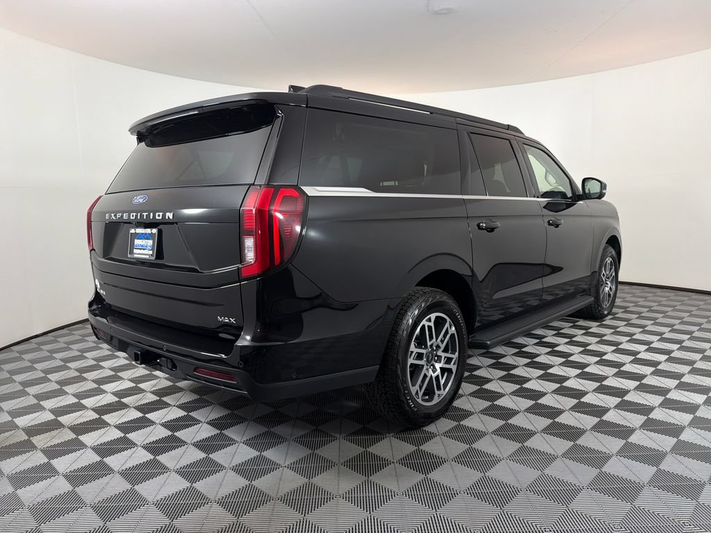 Certified 2025 Ford Expedition Max Active AWD/4WD image 3