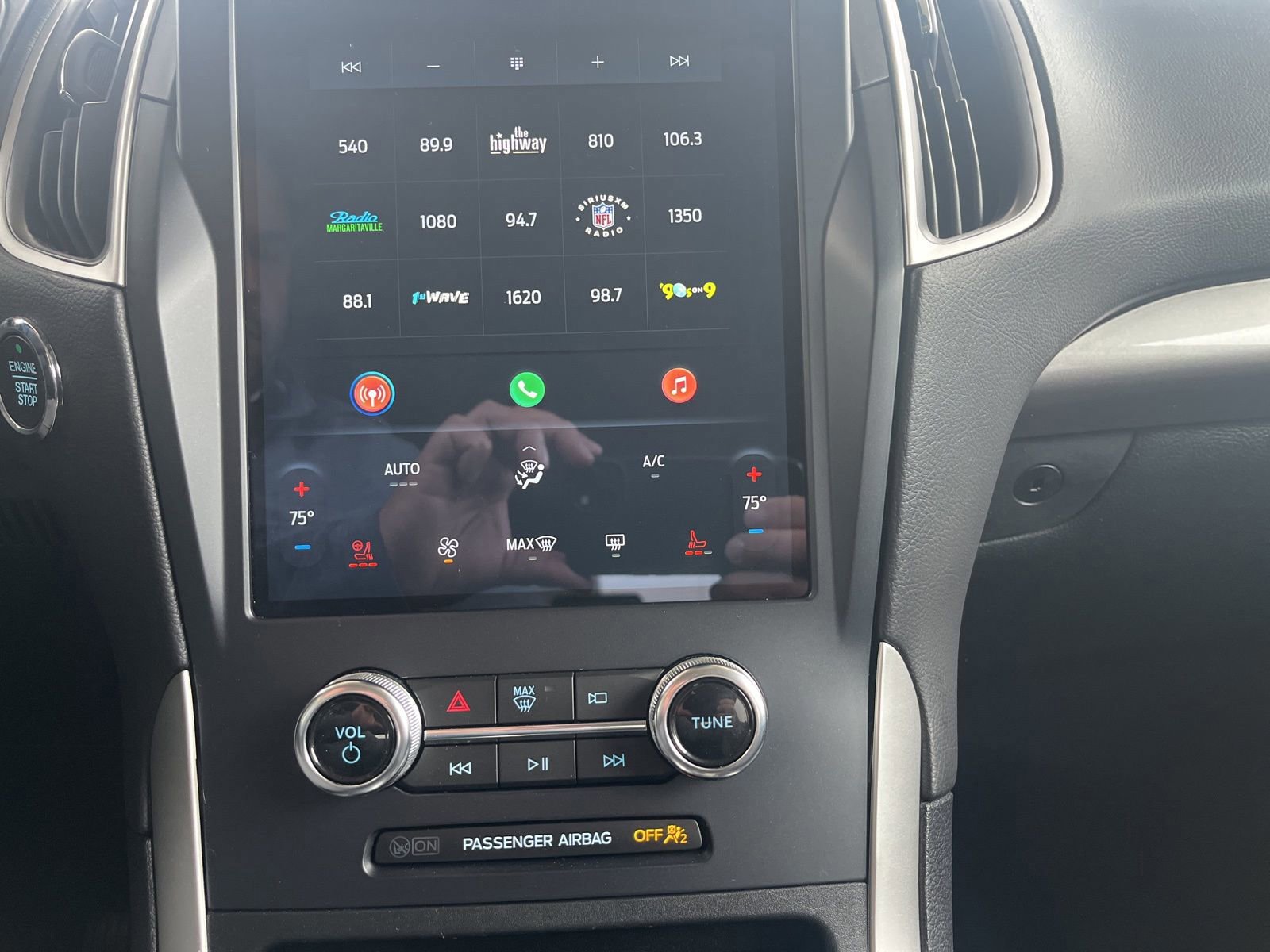 Certified 2024 Ford Edge SEL w/ Convenience Package image 23