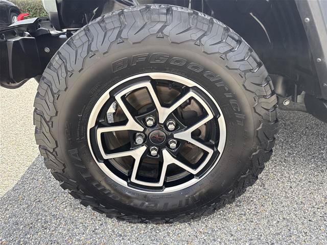 Used 2024 Jeep Wrangler Unlimited Rubicon w/ Technology Group AWD/4WD image 32