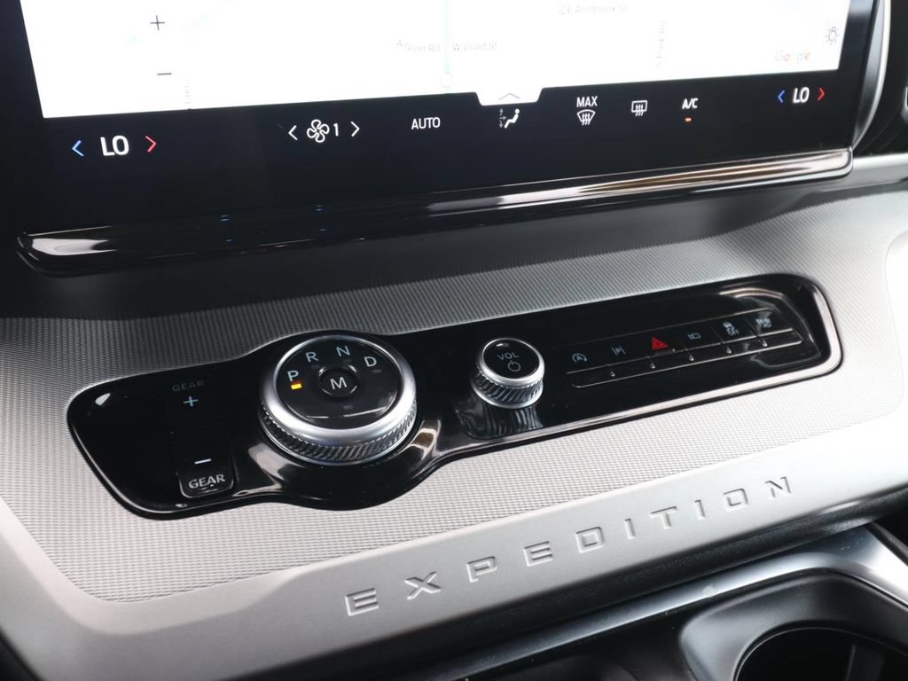 Certified 2025 Ford Expedition Active RWD image 22