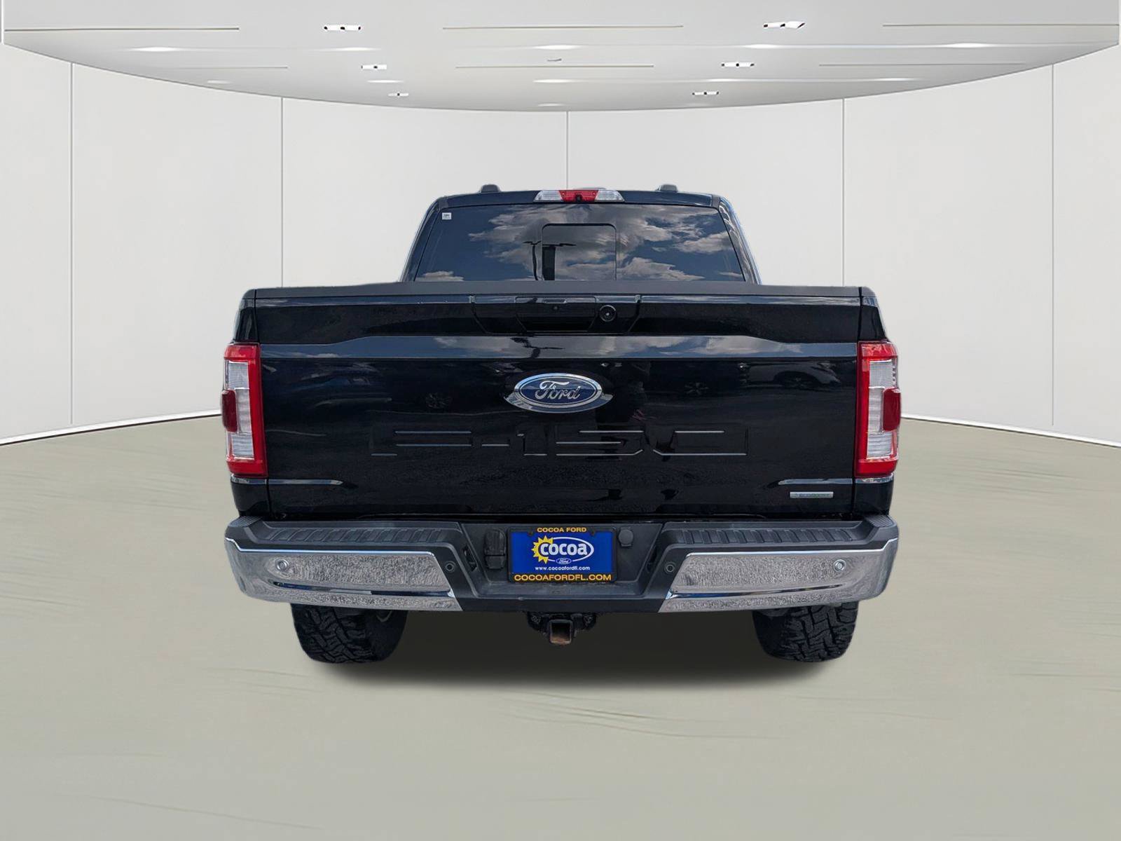 Certified 2022 Ford F150 Lariat w/ Trailer Tow Package AWD/4WD image 4