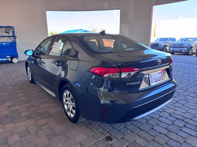 Used 2024 Toyota Corolla LE FWD image 3