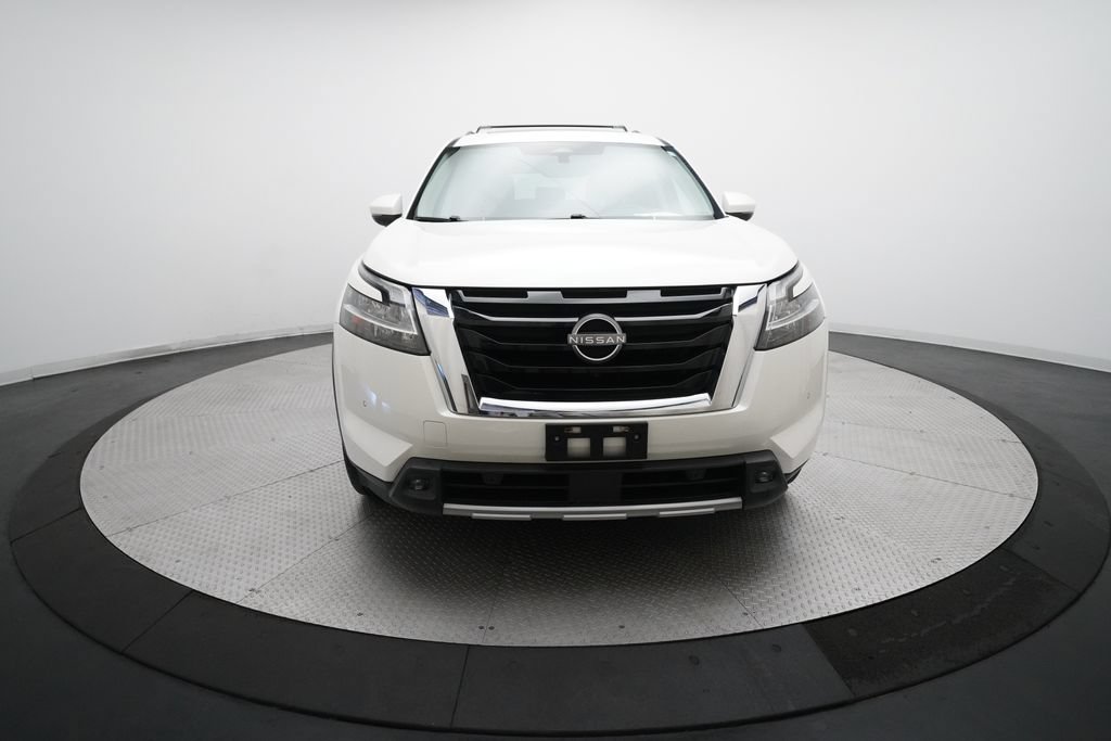 Used 2022 Nissan Pathfinder SV AWD/4WD image 11