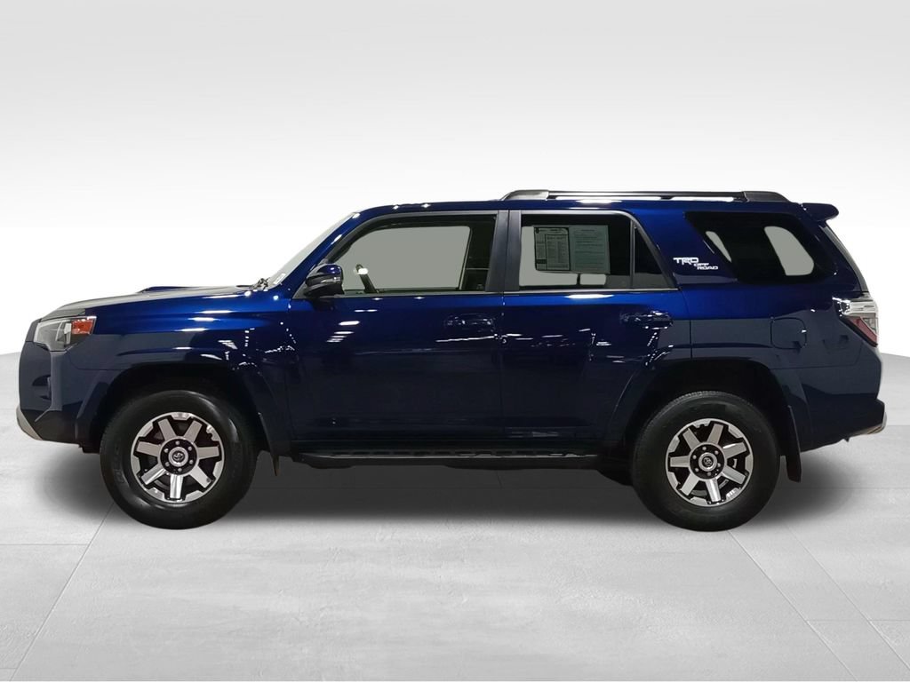 Used 2023 Toyota 4Runner TRD Off-Road Premium w/ Off Road Premium Plus Package AWD/4WD image 8