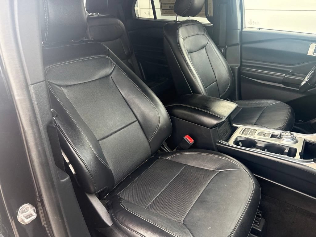 Certified 2020 Ford Explorer Limited RWD image 28