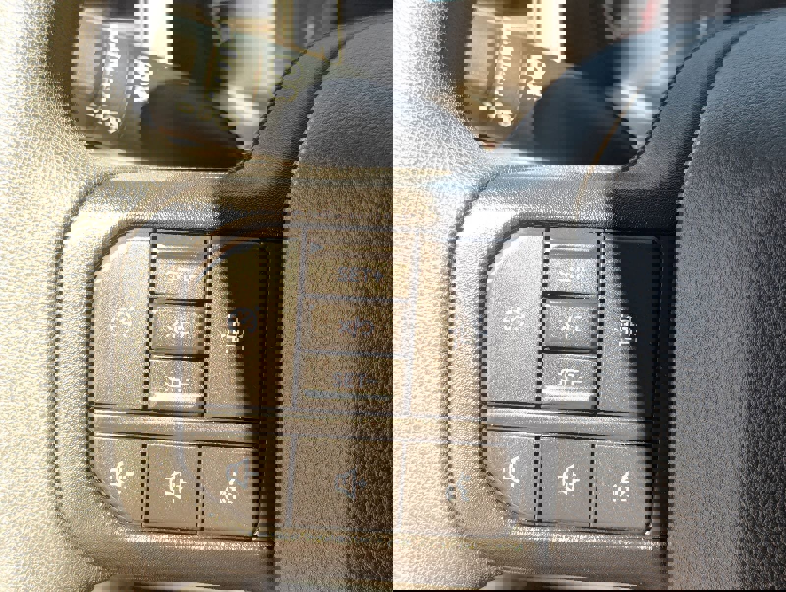 Certified 2023 Ford F150 XLT image 27