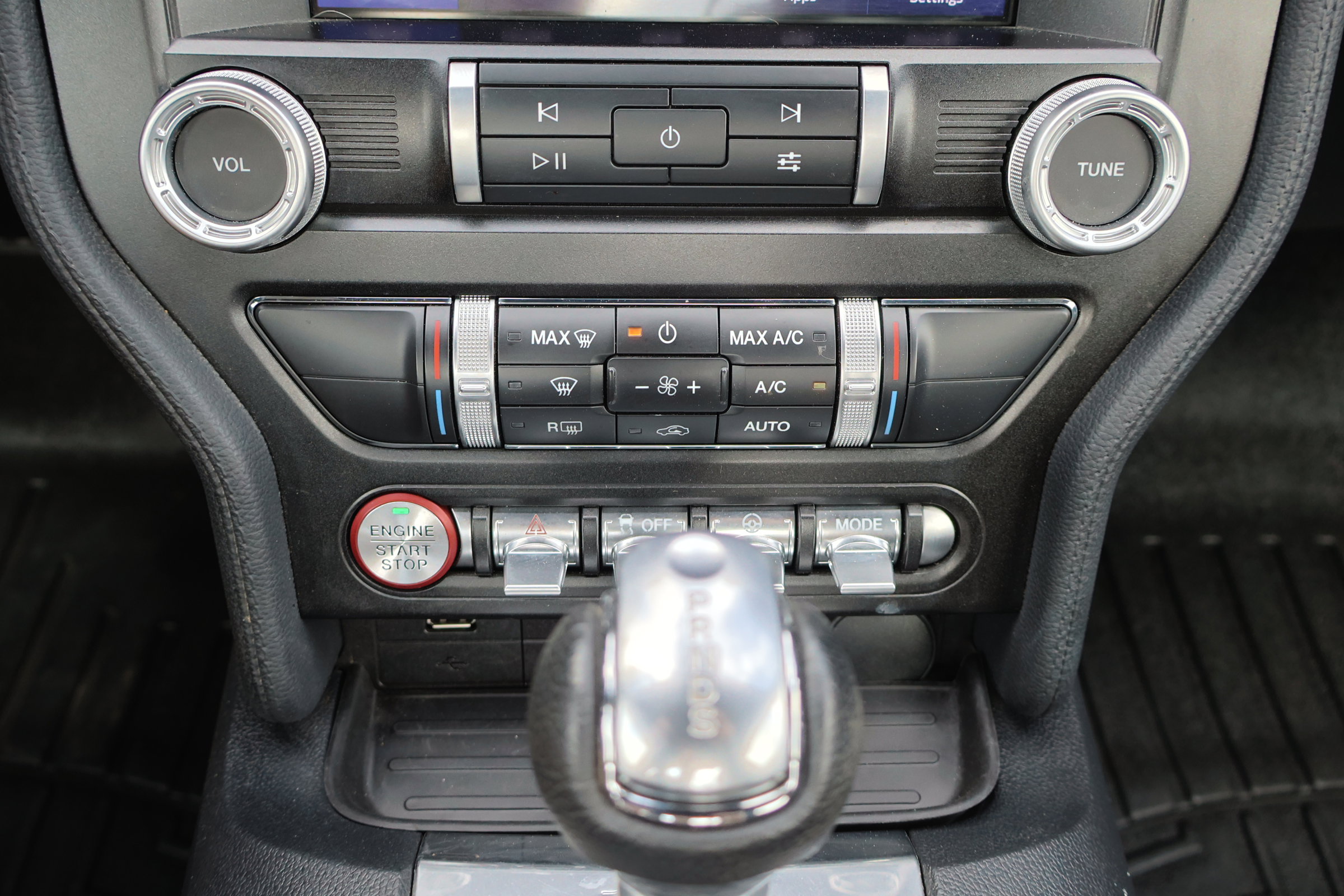 Certified 2022 Ford Mustang Coupe w/ Equipment Group 101A image 23