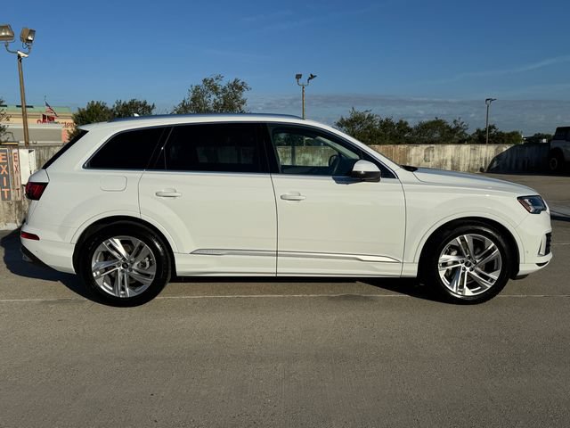 Used 2023 Audi Q7 3.0T Prestige w/ Prestige Package AWD/4WD image 4