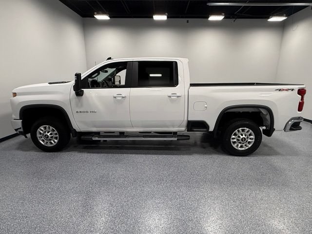 Used 2025 Chevrolet Silverado 2500 LT w/ Convenience Package AWD/4WD image 8