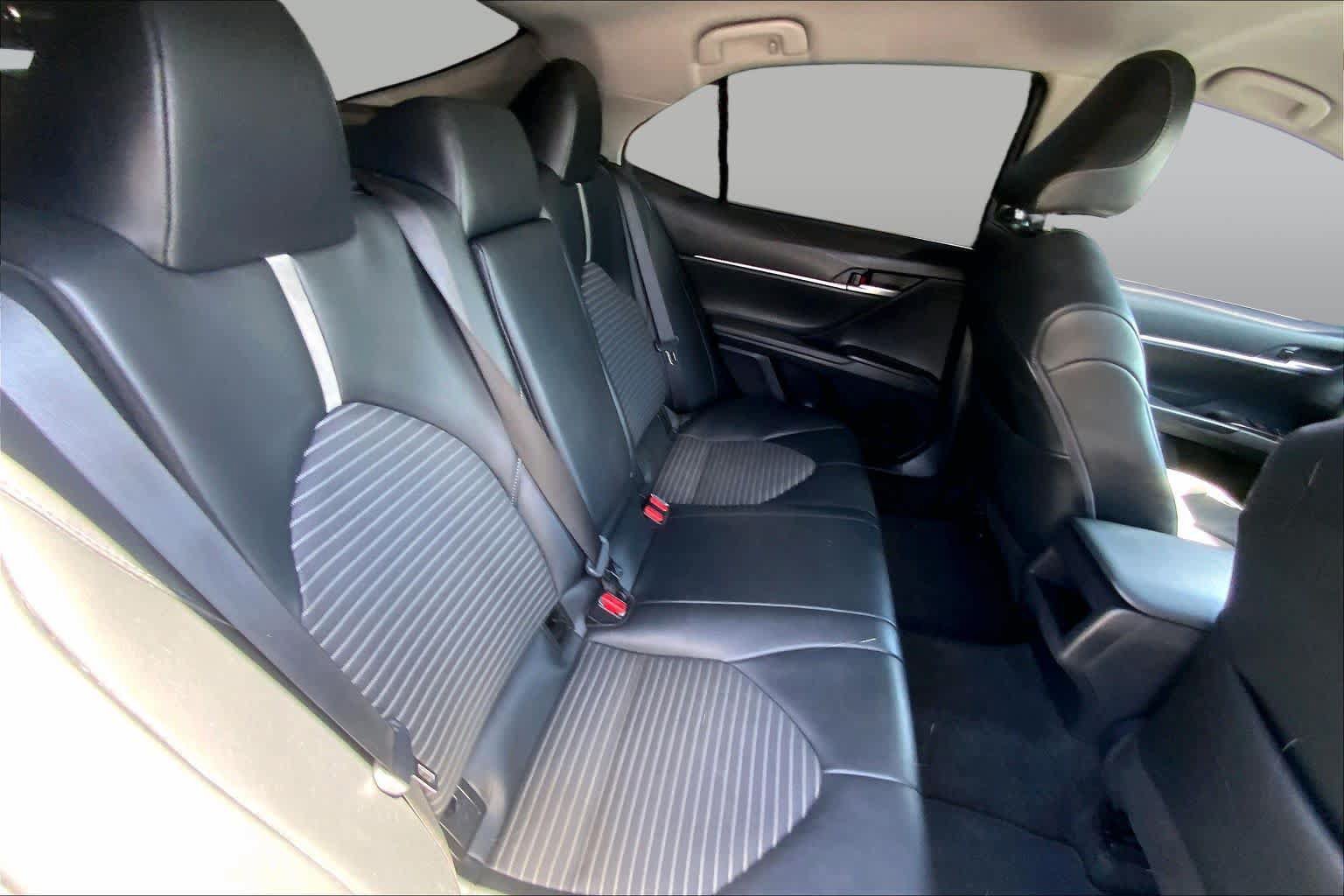 Used 2023 Toyota Camry SE FWD image 20
