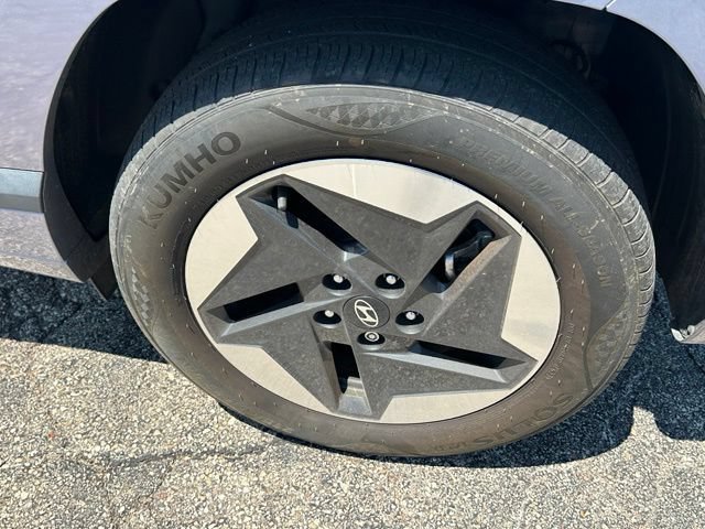 Used 2024 Hyundai Kona SEL FWD image 7